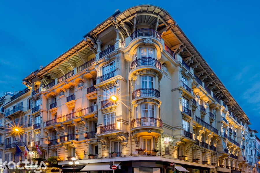 Best Western Plus Hôtel Massena Nice  15