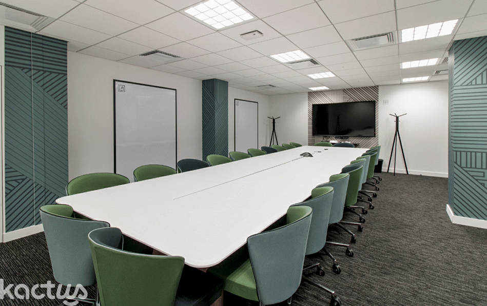 Salle de réunion - Format board - Maignan-  22 personnes