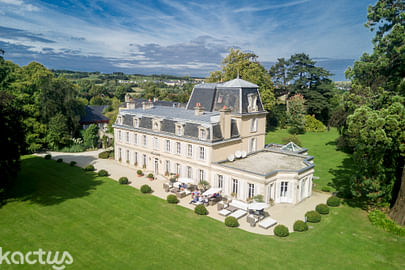 Château la Chenevière *****