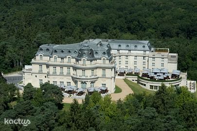 Vue aérienne - Château Hôtel Mont Royal Chantilly