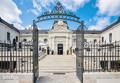 Façade Hôtel de la Cité Royale